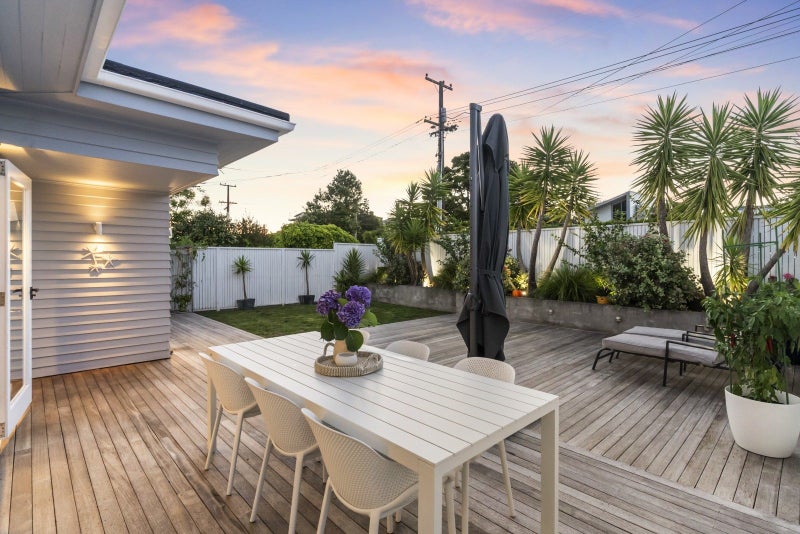 1/439 Point Chevalier Road, Point Chevalier, Auckland - Carousel 2