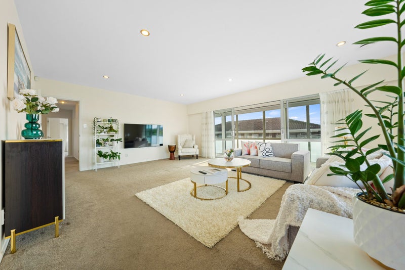 16 Melissa Place, Farm Cove, Auckland - Carousel 2