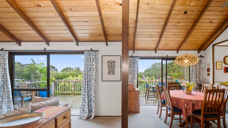 9 Woodlands Avenue, Snells Beach, Snells Beach - Carousel 1