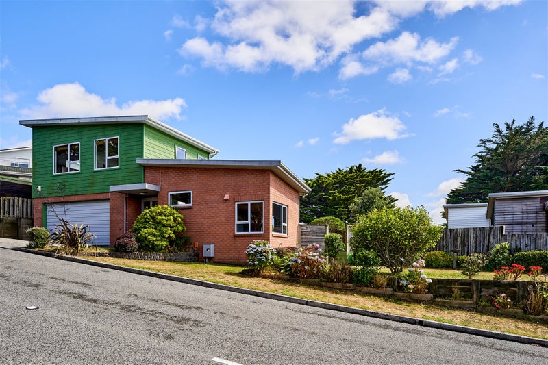 38 John Sims Drive, Broadmeadows, Wellington - Carousel 26