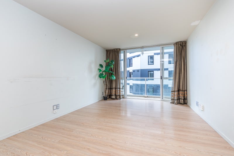 9H/3 Whitaker Place, Grafton, Auckland - Carousel 2