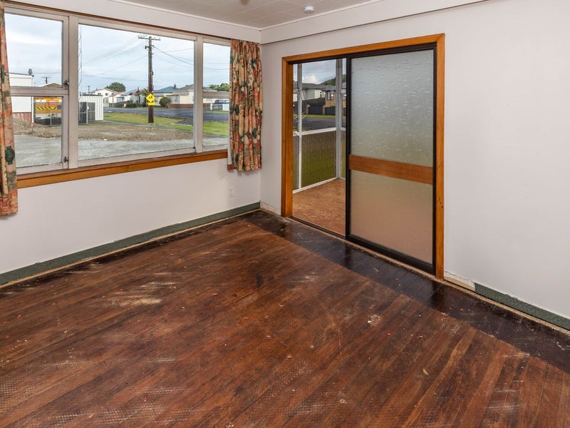 146 Ward Street, Cobden, Greymouth - Carousel 2