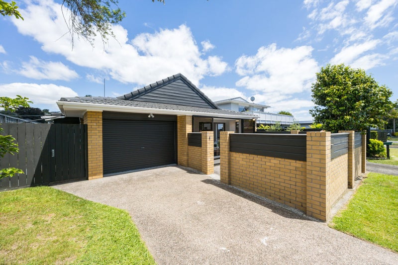 24A Manly Park Avenue, Manly, Whangaparaoa - Carousel 1