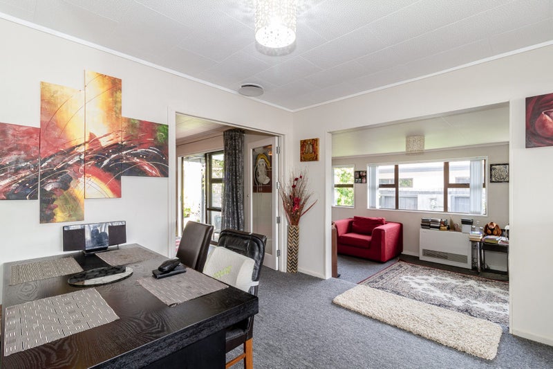 40 Glamorgan Avenue, Tamatea, Napier - Carousel 1