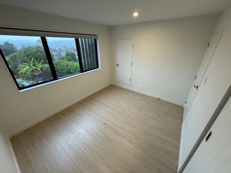 31 Windy Ridge Road, Glenfield, Auckland - Carousel 7