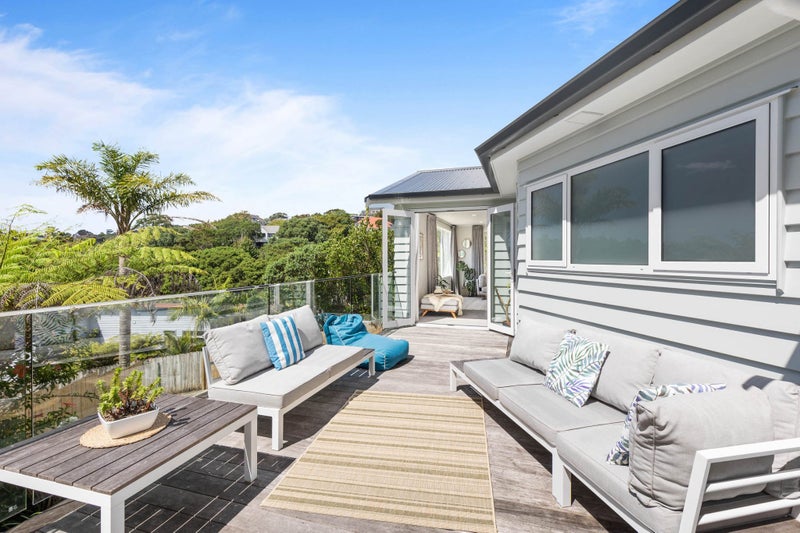 5 Whale Cove, Stanmore Bay, Whangaparaoa - Carousel 2