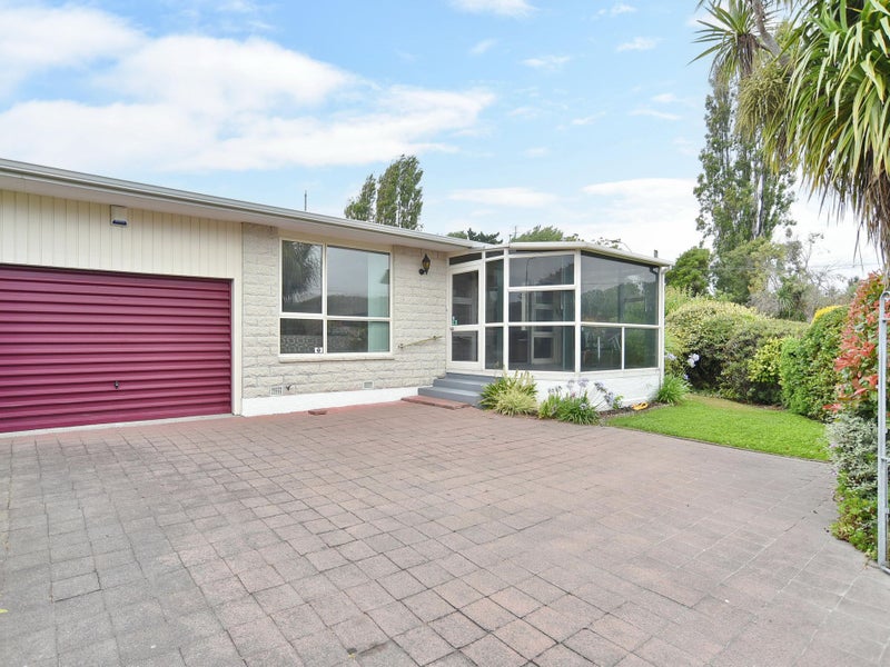 2/513 Mairehau Road, Parklands, Christchurch - Carousel 1