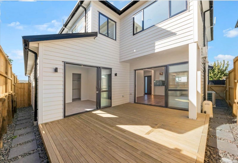 22C Keystone Avenue, Three Kings, Auckland - Carousel 2