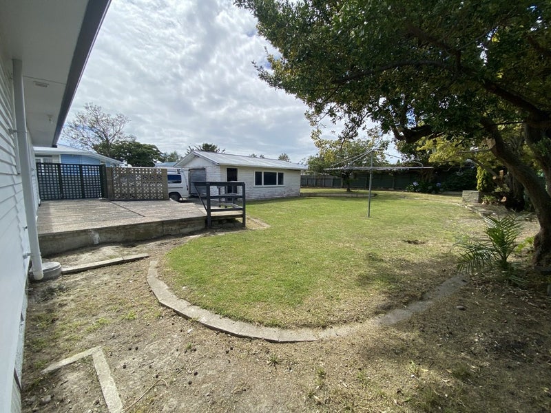 16 Oldham Avenue, Onekawa, Napier - Carousel 12