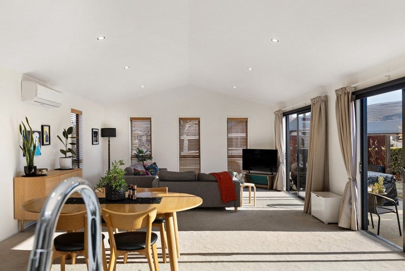 47C Erskine Street, Lake Hayes, Queenstown - Carousel 2