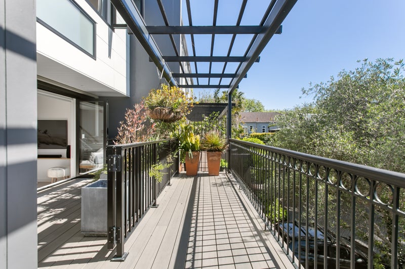 1/171 Ponsonby Road, Freemans Bay, Auckland - Carousel 2