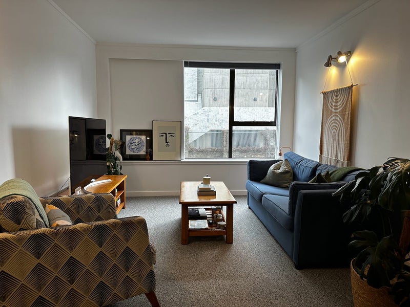 12/70 Hobson Street, Thorndon, Wellington - Carousel 1