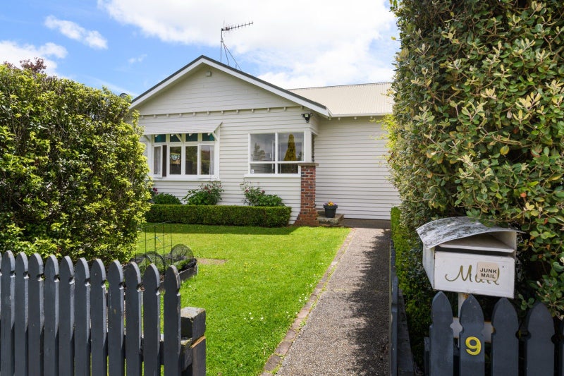 9 Rongopai Street, Palmerston North, Palmerston North - Carousel 1