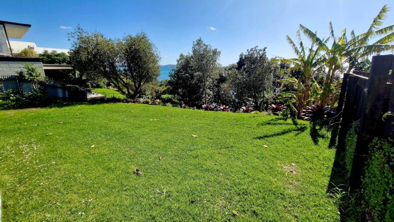 10 Joydon Place, Stanmore Bay, Whangaparaoa - Carousel 12