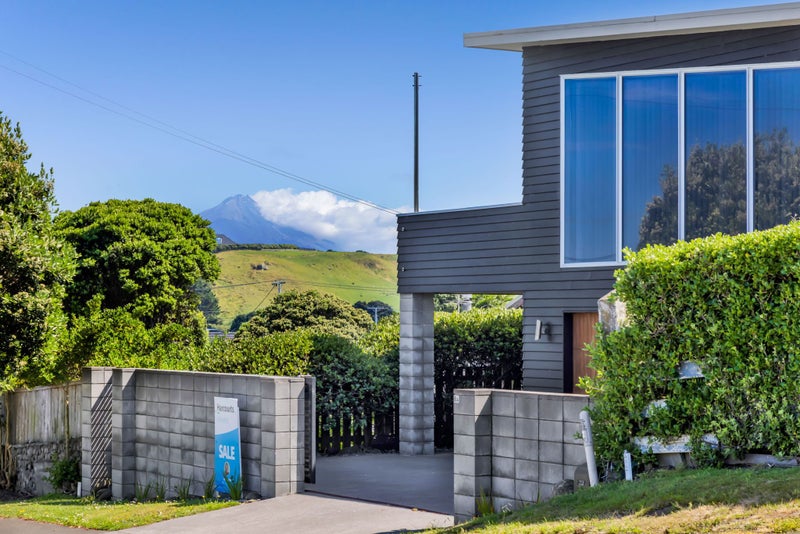 8A Hira Street, Hawera - Carousel 2