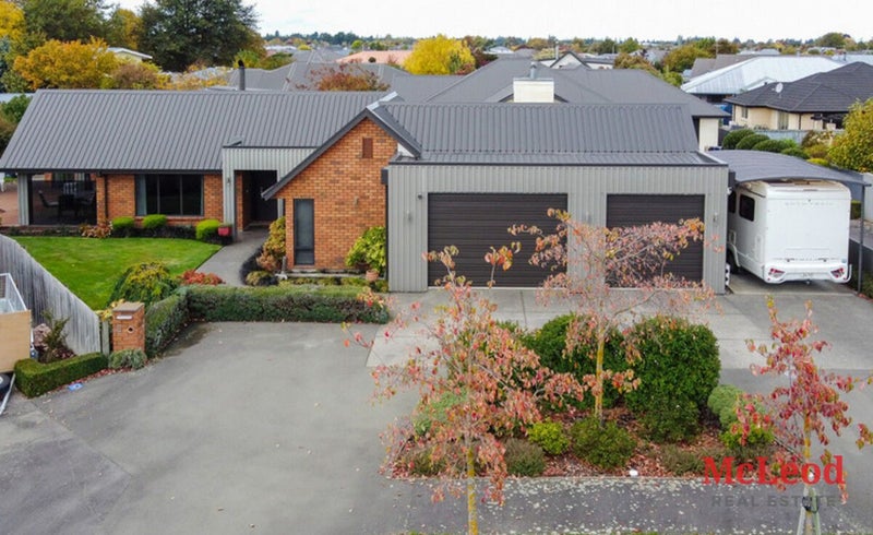 8 Filey Place, Allenton, Ashburton - Carousel 1