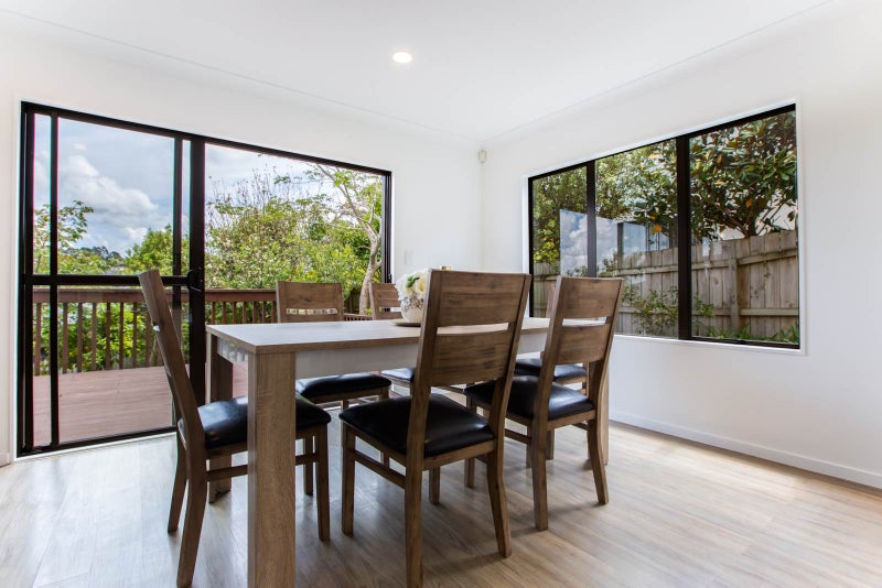 64 Rising Parade, Fairview Heights, Auckland - Carousel 1