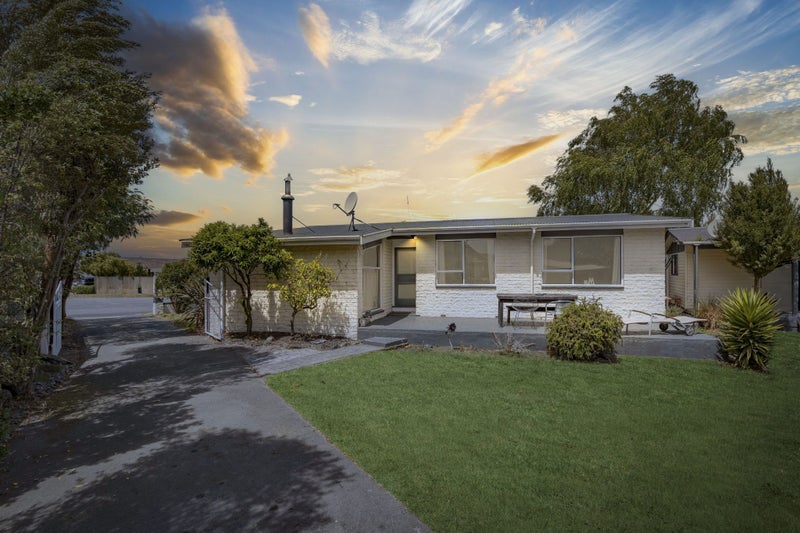 21 Rosanna Place, Aranui, Christchurch - Carousel 1