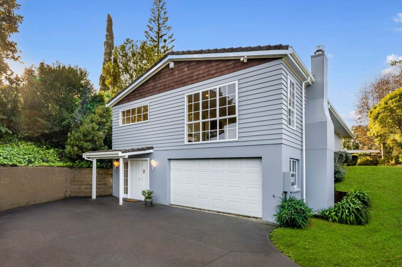 27 Stephen Lysnar Place, Hillsborough, Auckland - Carousel 2