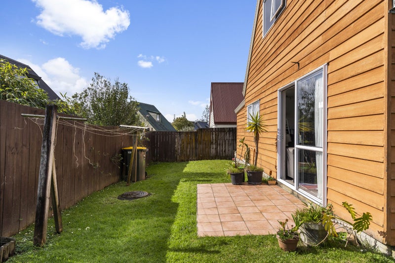 6 Caspian Close, New Lynn, Auckland - Carousel 2