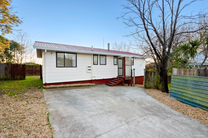 B/71 REDCREST AVE, Red Hill, Papakura - Carousel 1
