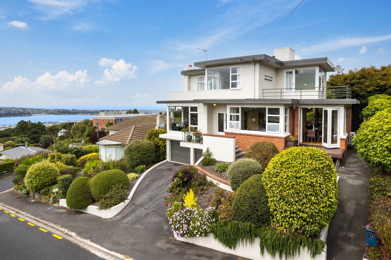 15 Merlin Street, Roslyn, Dunedin - Carousel 1