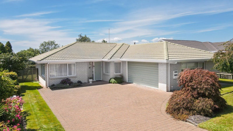 6 Foley Drive, Springfield, Rotorua - Carousel 1