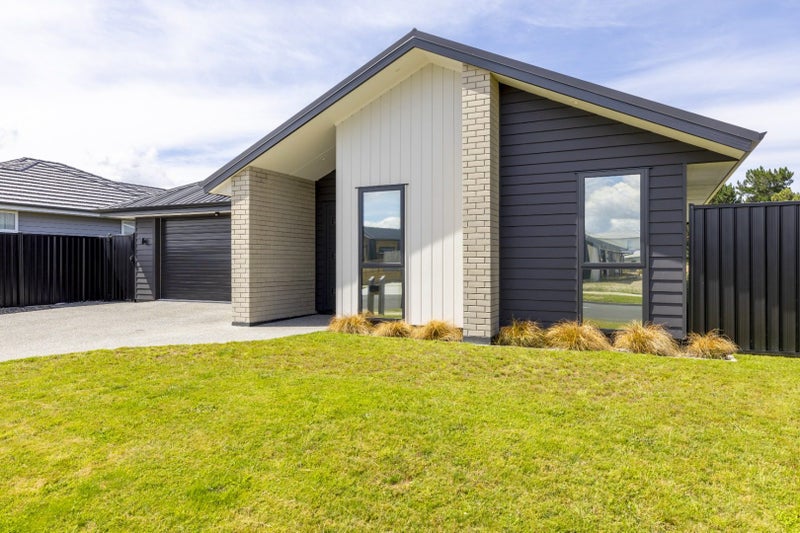 130 Harakeke Drive, Wharewaka, Taupō - Carousel 2