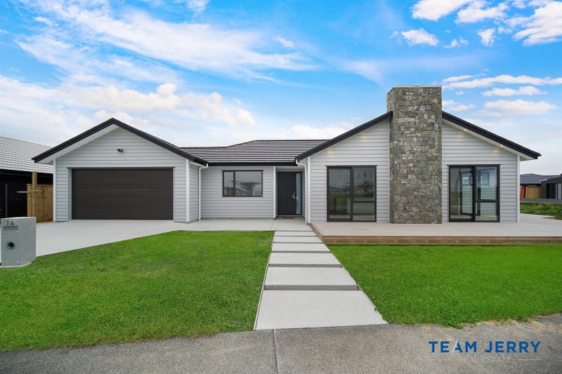 14 Uatoto Road, Clarks Beach, Clarks Beach - Carousel 1