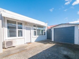 28D Hargest Crescent, Saint Kilda, Dunedin - Carousel 1