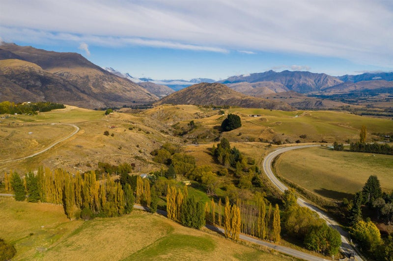 18 JEFFERY Road, Arrow Junction, QUEENSTOWN - Carousel 1