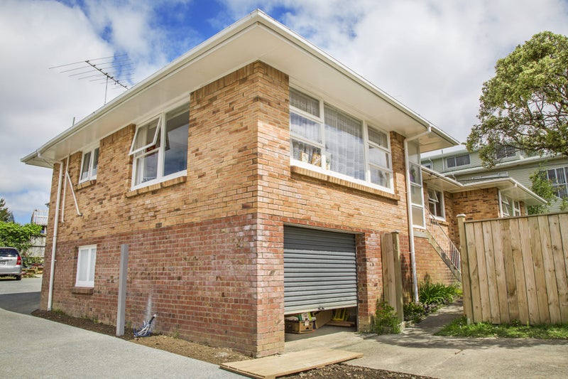 8A Tiber Road, Forrest Hill, Auckland - Carousel 1