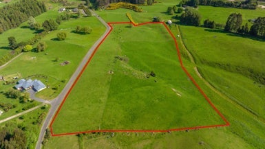 33 Highview Drive, Wairakei, Taupo - Carousel 1