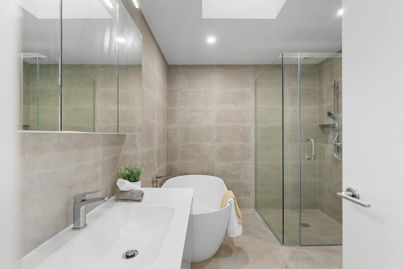 1031B Colombo Street, St Albans, Christchurch - Carousel 16