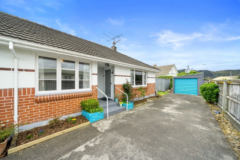 59 Ararino Street, Trentham, Upper Hutt - Carousel 1