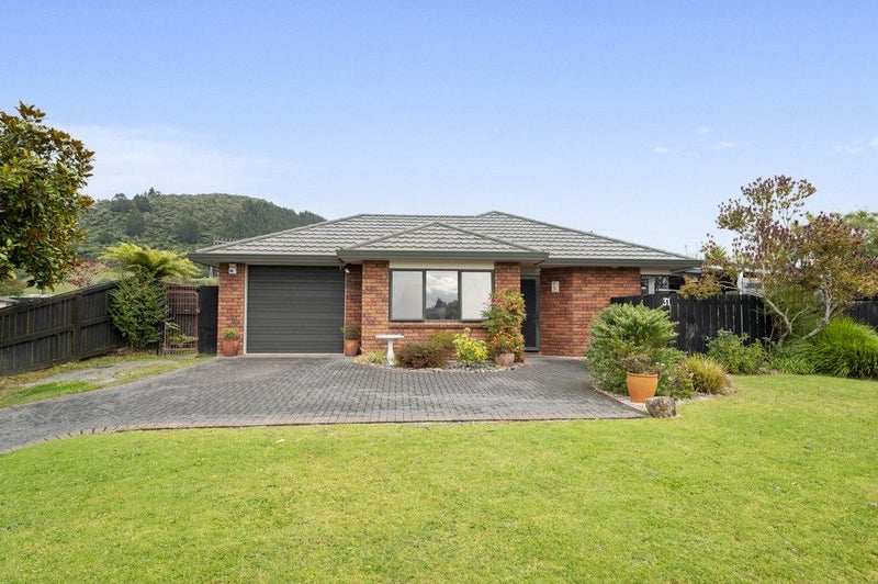 31 Kauae Place, Ngongotaha, Rotorua - Carousel 1