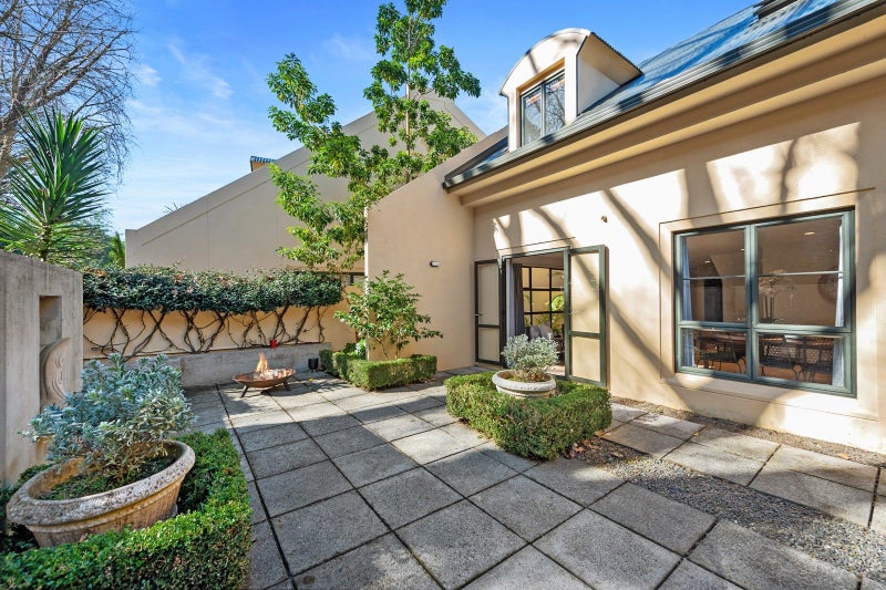 13/102 Grantham Street, Hamilton Central, Hamilton - Carousel 1