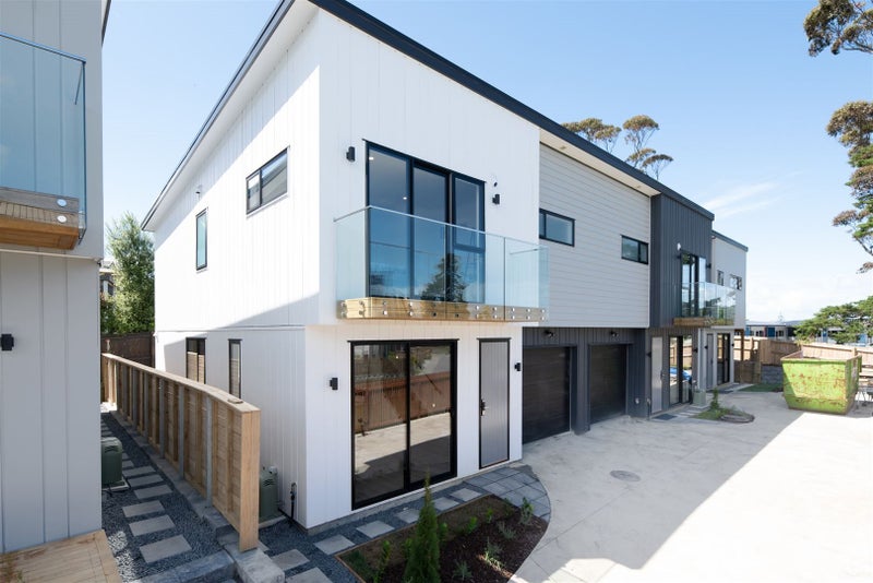 25C Melling Street, Glen Innes, Auckland - Carousel 1