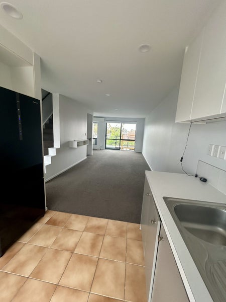 7/955 Mount Eden Road, Three Kings, Auckland - Carousel 2