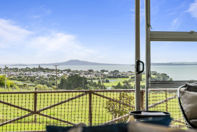 68 Keanes Road, Howick - Carousel 2