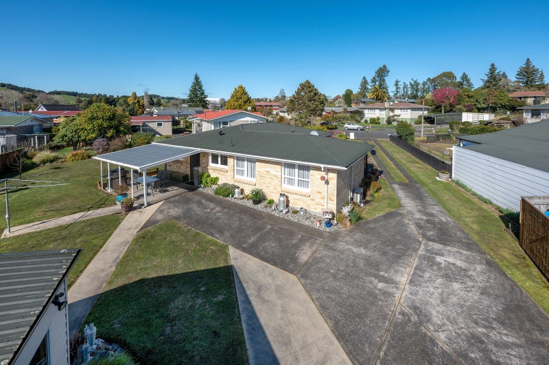 31 Hall Crescent, Taumarunui - Carousel 1
