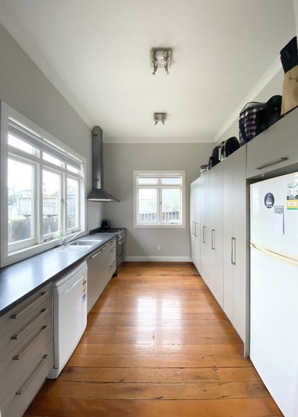 21 Rame Road, Greenhithe, Auckland - Carousel 2