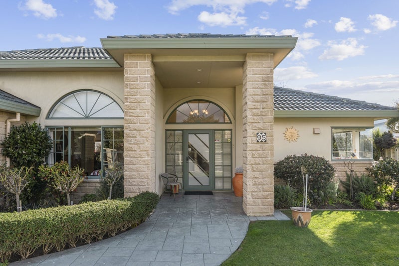 95 Cedar Drive, Paraparaumu Beach, Paraparaumu - Carousel 2
