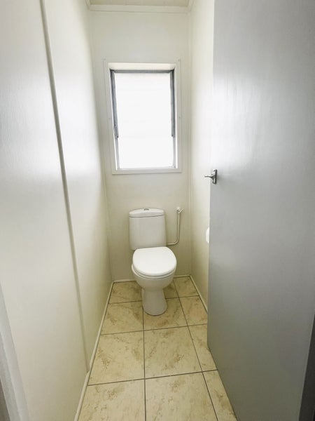 2/0 Yeoman Place, Howick, Auckland - Carousel 10