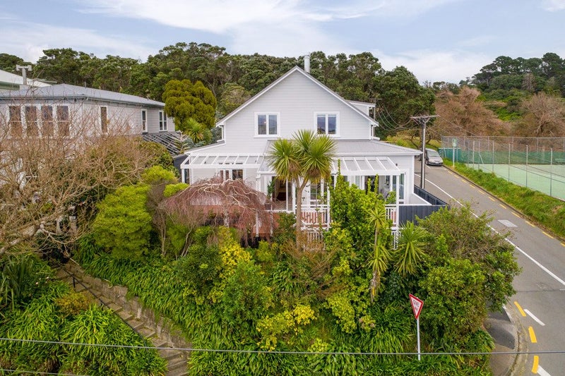 15 Wesley Road, Kelburn, Wellington - Carousel 2