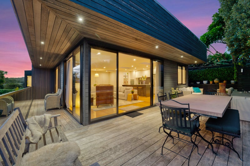 2B Churchill Road, Murrays Bay, Auckland - Carousel 1