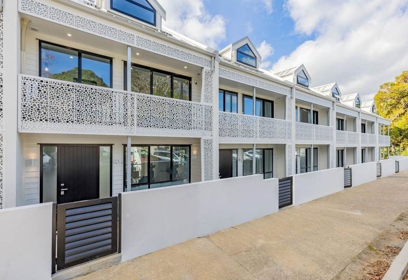 10 Mohimohi Lane, Greenlane, Auckland - Carousel 1