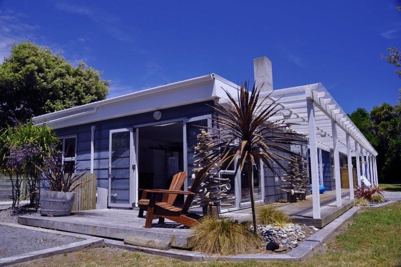 2 Nicholas Street, Te Horo Beach - Carousel 19