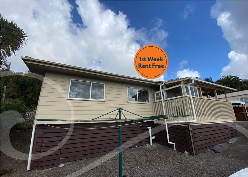 42A Farwood Drive, Henderson, Auckland - Carousel 1