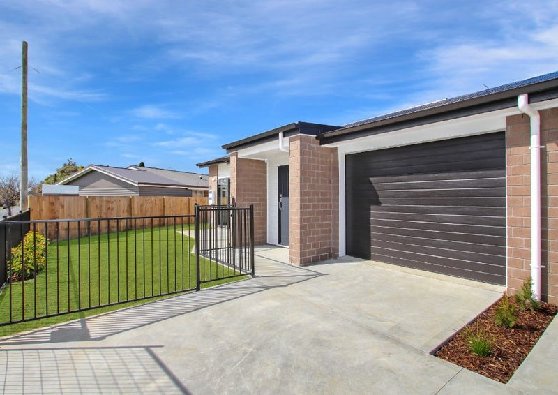 33A Saxbys Road, Glenview, Hamilton - Carousel 2